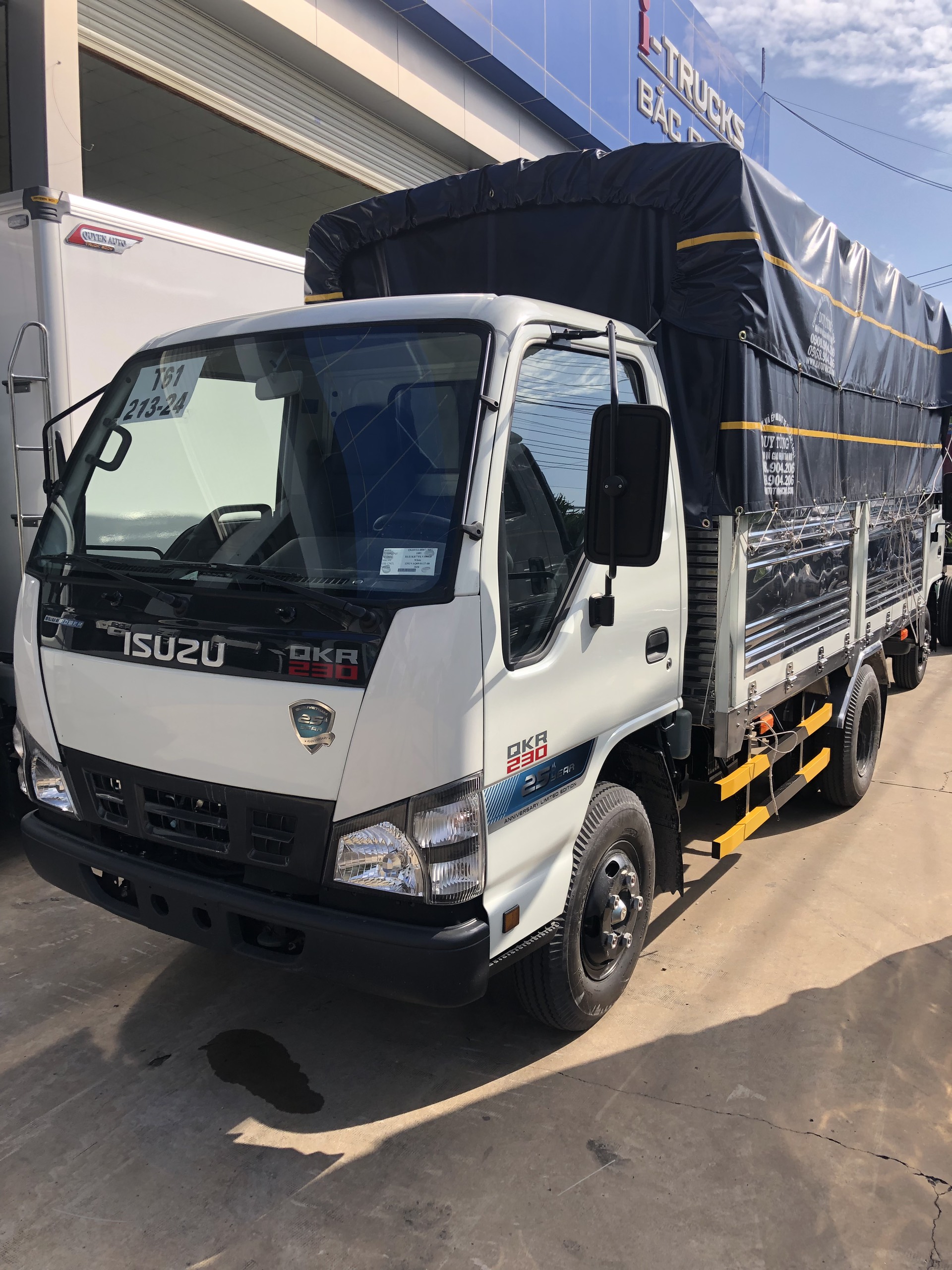 Khuyen-mai-lon-len-toi-gan-11-trieu-cho-dong-QKR-E4-vao-thoi-gian-cuoi-nam